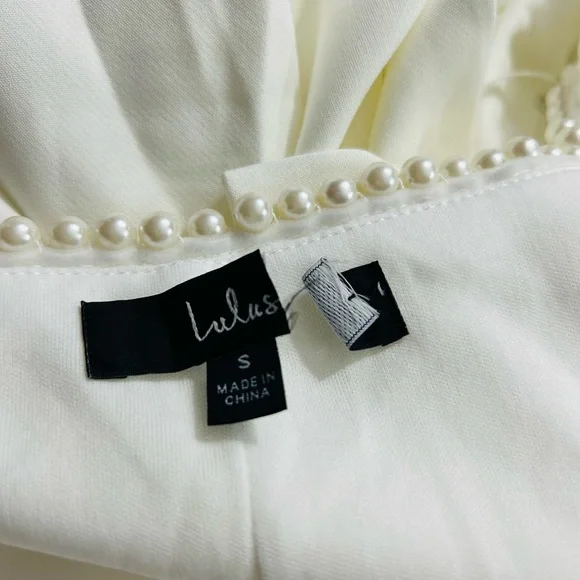 Luminous Aesthetic White Pearl Trim Long Sleeve Romper with Bow Size Small NWOT - Picture 7 of 7